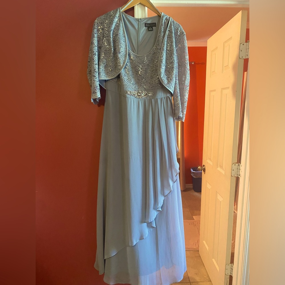 Jessica Howard Dress with Small Vest